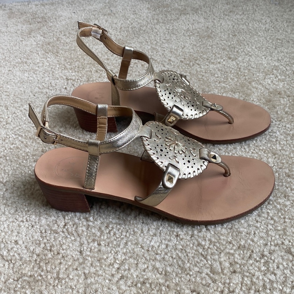 Jack Rogers Gretchen Sandal in Platinum, Size 9